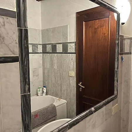 And Quiet Loft 5 Minutes Walk From The Duomo Lejlighed *