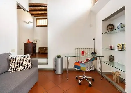 And Quiet Loft 5 Minutes Walk From The Duomo Lejlighed