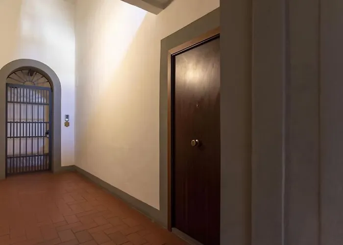 And Quiet Loft 5 Minutes Walk From The Duomo Apartament