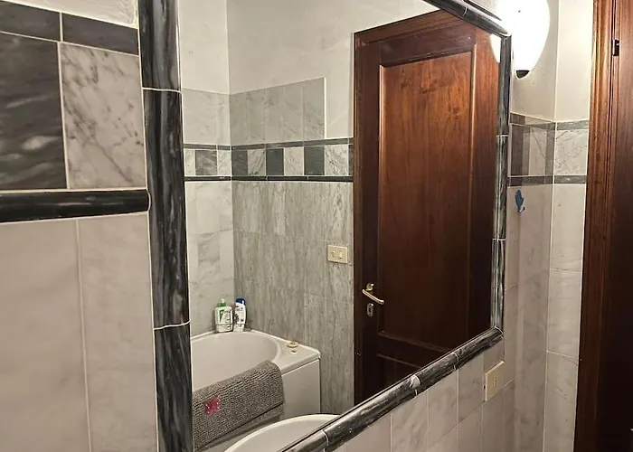 And Quiet Loft 5 Minutes Walk From The Duomo Apartament *