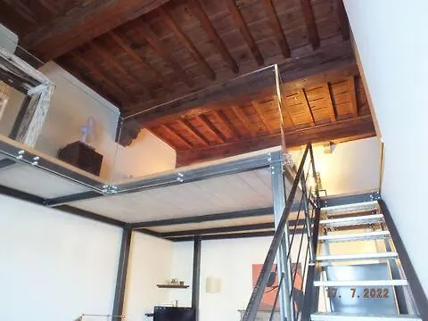 And Quiet Loft 5 Minutes Walk From The Duomo Apartament *